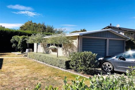 Photo of property in 21 Hunter Crescent, Wanaka, 9305