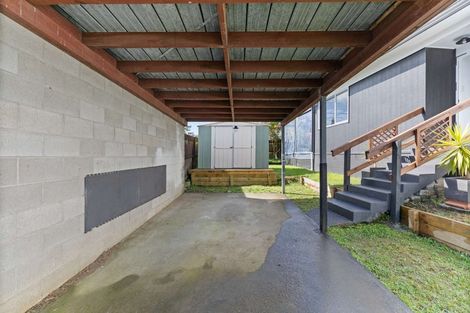 Photo of property in 2/79 Luanda Drive, Ranui, Auckland, 0612