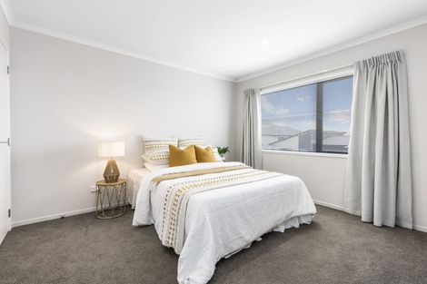 Photo of property in 4/87 Rototuna Road, Rototuna, 3210