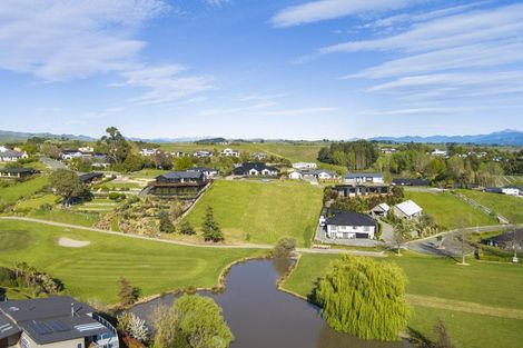 Photo of property in 32 Golf View Close, Fairhall, 7272