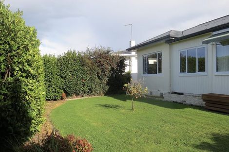 Photo of property in 1414 Woodstock Avenue, Mayfair, Hastings, 4122