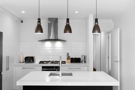 Photo of property in 5 Tomairangi Crescent, Pukekohe, 2120