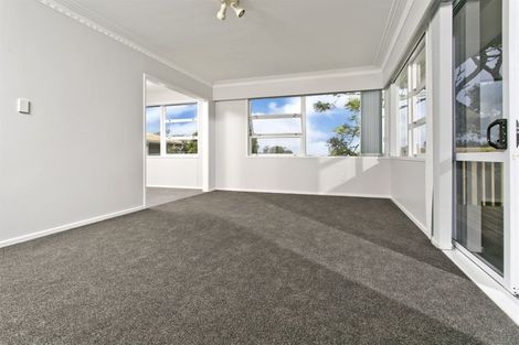 Photo of property in 1/223 Eskdale Road, Birkenhead, Auckland, 0626