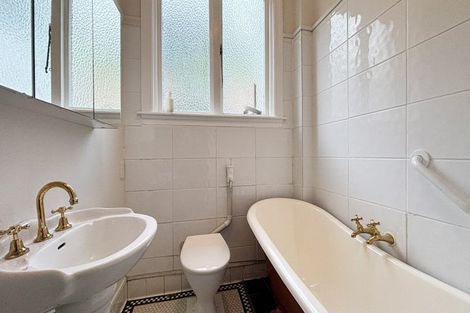 Photo of property in 246u2 Oriental Parade, Oriental Bay, Wellington, 6011