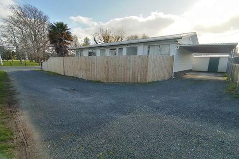 Photo of property in 384 Kahikatea Drive, Dinsdale, Hamilton, 3204