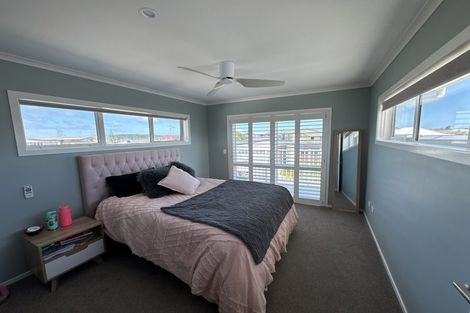 Photo of property in 6 Snappers Lane, Foxton Beach, Foxton, 4815