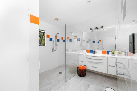 Photo of property in 21 Joyces Road, Paihia, 0200