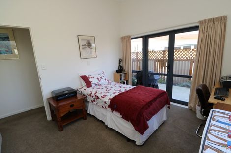 Photo of property in 1 Liddell Street, Foxton, 4814