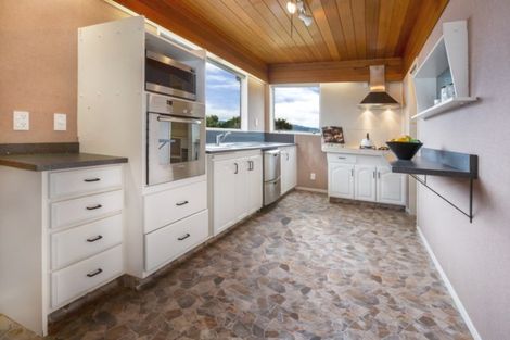 Photo of property in 19 Mercury Way, Whitby, Porirua, 5024