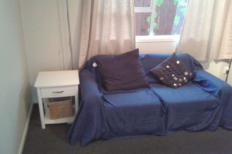 Photo of property in 2/104 Matipo Road, Mairangi Bay, Auckland, 0630