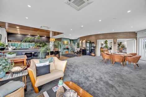 Photo of property in Headlands Opunake, 32 Fox Street, Opunake, 4616