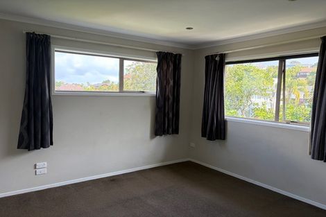 Photo of property in 224 Glamorgan Drive, Northcross, Auckland, 0630