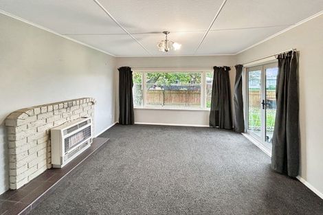 Photo of property in 8 Galway Avenue, Hokowhitu, Palmerston North, 4410