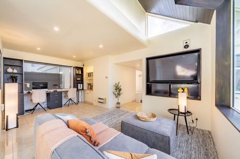 Photo of property in 4/154 Oriental Parade, Oriental Bay, Wellington, 6011