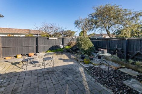 Photo of property in 48 Chipping Lane, Redwood, Christchurch, 8051