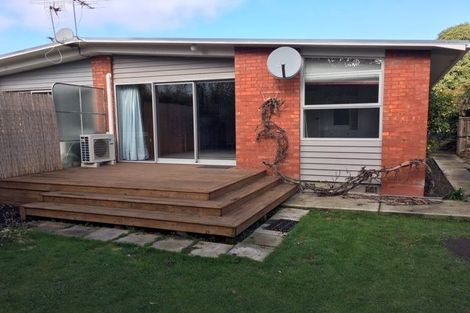 Photo of property in 4 Kipax Place, Riccarton, Christchurch, 8011