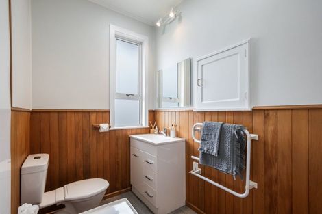 Photo of property in 21 Victoria Street, Levin, 5510