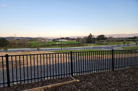 Photo of property in 4a Enchantment Lane, Karaka, Papakura, 2113