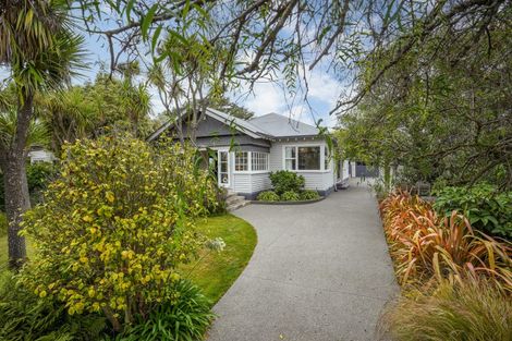 Photo of property in 222 Edgeware Road, Edgeware, Christchurch, 8013