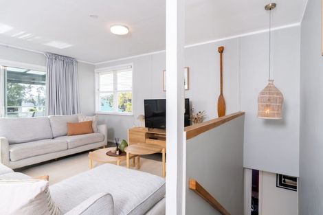 Photo of property in 49 Government Road, Raglan, 3225