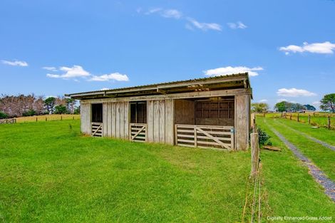 Photo of property in 140 Craig Road, Pollok, Waiuku, 2683