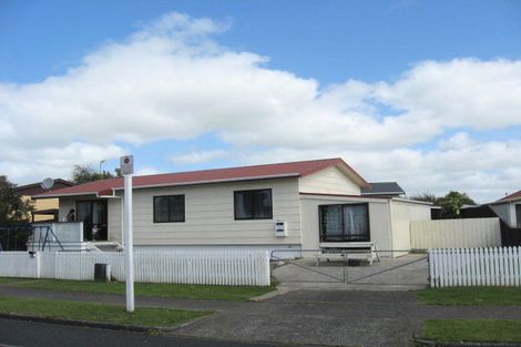 Photo of property in 1/30 Burundi Avenue, Clendon Park, Auckland, 2103