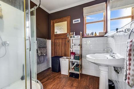 Photo of property in 7 Armitage Place, Fairfield, Hamilton, 3214