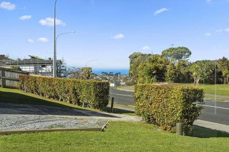 Photo of property in 1/123 Glamorgan Drive, Torbay, Auckland, 0630