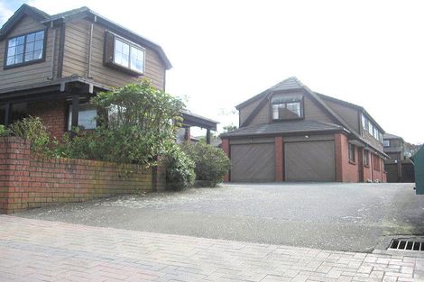 Photo of property in 2/136 Karori Road, Karori, Wellington, 6012