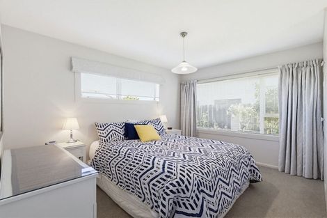 Photo of property in 51 Bucknell Street, Sockburn, Christchurch, 8042