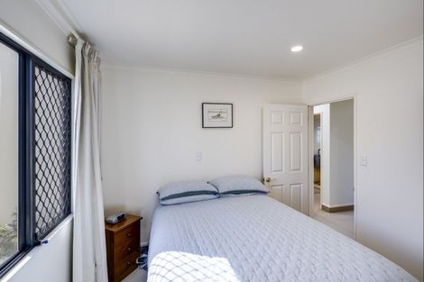 Photo of property in 24 The Esplanade, Westshore, Napier, 4110