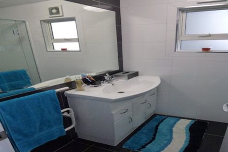 Photo of property in 9 Pioneer Road, Waitarere Beach, 5510