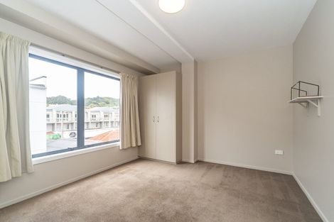 Photo of property in 1/464 Adelaide Road, Berhampore, Wellington, 6023