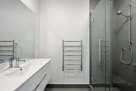 Photo of property in 22/82 East Coast Road, Milford, Auckland, 0620