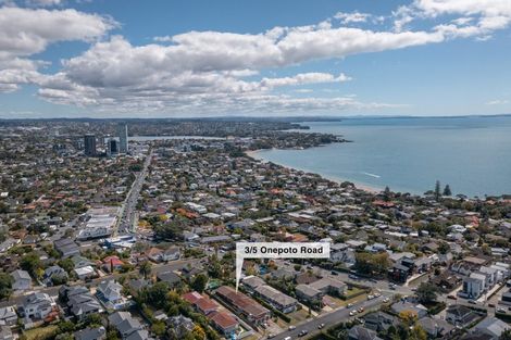 Photo of property in 1/5 Onepoto Road, Hauraki, Auckland, 0622