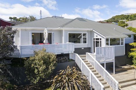 Photo of property in 2 Poona Street, Khandallah, Wellington, 6035