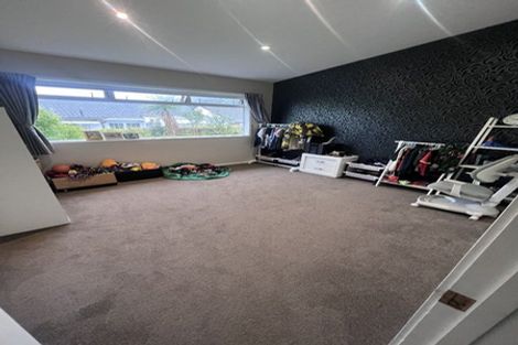 Photo of property in 25 Blakeborough Drive, Forrest Hill, Auckland, 0620