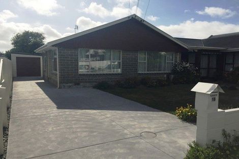 Photo of property in 18 Devonport Lane, St Albans, Christchurch, 8014