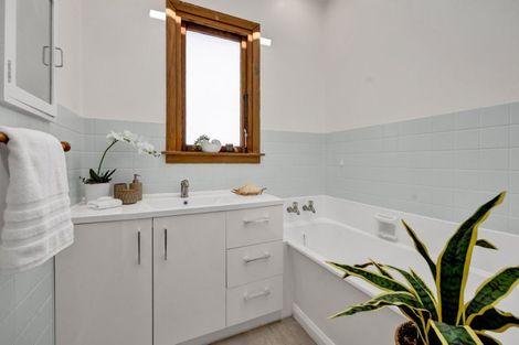 Photo of property in 17 Mill Road, Lower Vogeltown, New Plymouth, 4310