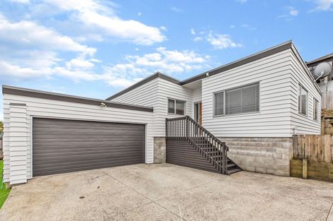 Photo of property in 11 Cityview Place, Massey, Auckland, 0614