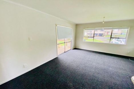 Photo of property in 3 Balmerino Avenue, Red Hill, Papakura, 2110