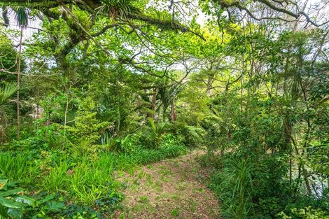 Photo of property in 2565 Rings Road, Coromandel, 3506