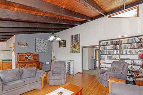 Photo of property in 76 Pleasant Road, Glen Eden, Auckland, 0602