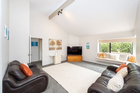 Photo of property in 7 Penlington Place, Havelock North, 4130