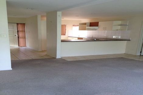 Photo of property in 10/45 Secoia Crescent, Mangere, Auckland, 2022