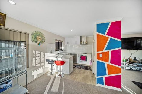 Photo of property in 116e Great South Road, Manurewa, Auckland, 2102