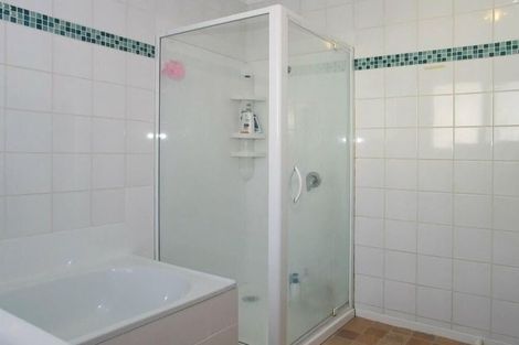 Photo of property in 6 The Sounding, Whitby, Porirua, 5024