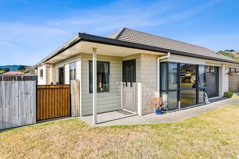 Photo of property in Georgia Estate, 4/3 Georgia Grove, Paraparaumu, 5032
