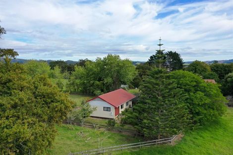 Photo of property in 84 Cove Road, Waipu, 0582