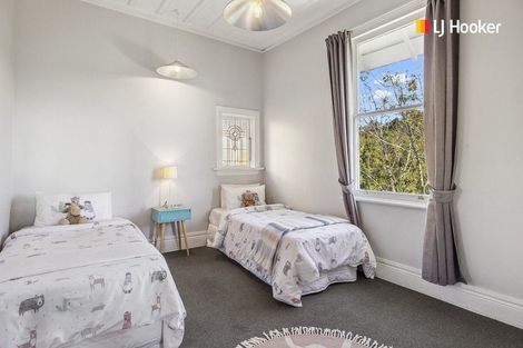 Photo of property in 52 Sutherland Street, Dunedin Central, Dunedin, 9016